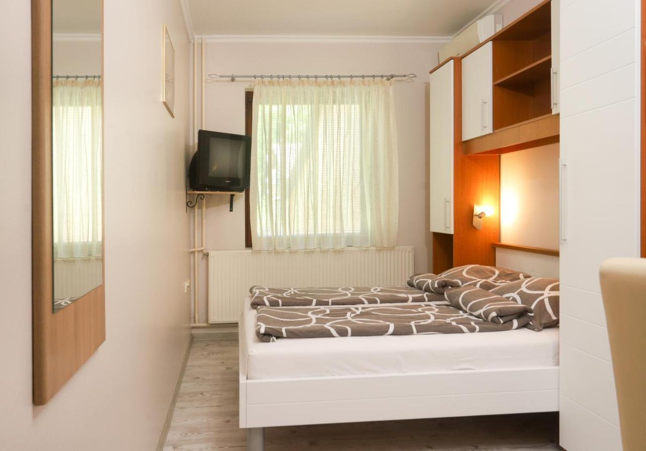 Guesthouse Villa Elizabet Palić Eksteriør billede