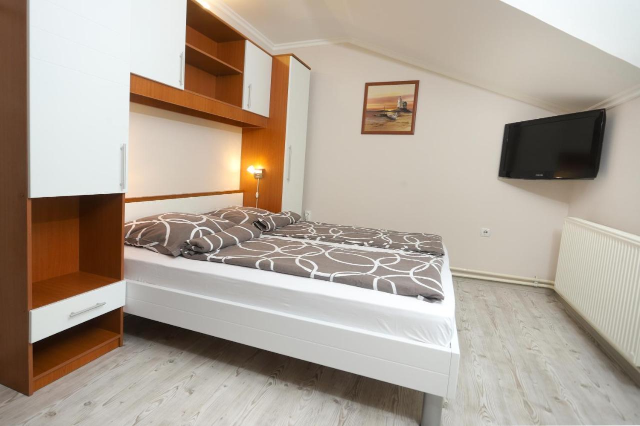 Guesthouse Villa Elizabet Palić Eksteriør billede